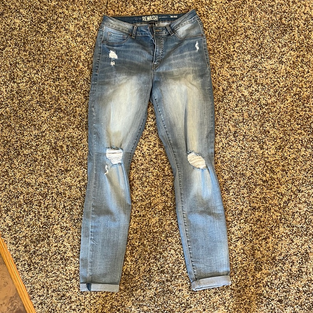 Skinny blue jeans